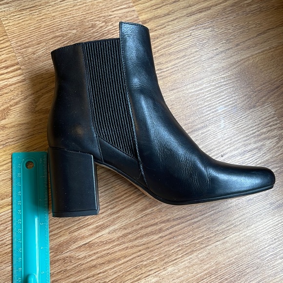 Zara Leather Ankle Boots with Stretch Detail Sz 6.5 - Picture 5 of 9
